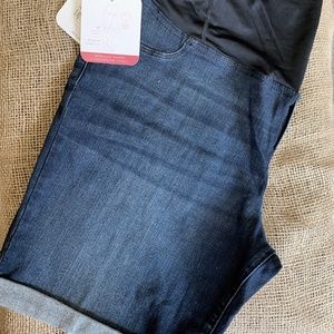 MATERNITY BERMUDA DENIM SHORTS